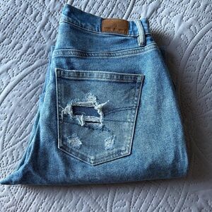 American Eagle | Highest Rise 90s Boyfriend Stretch Distressed Blue Jeans EUC